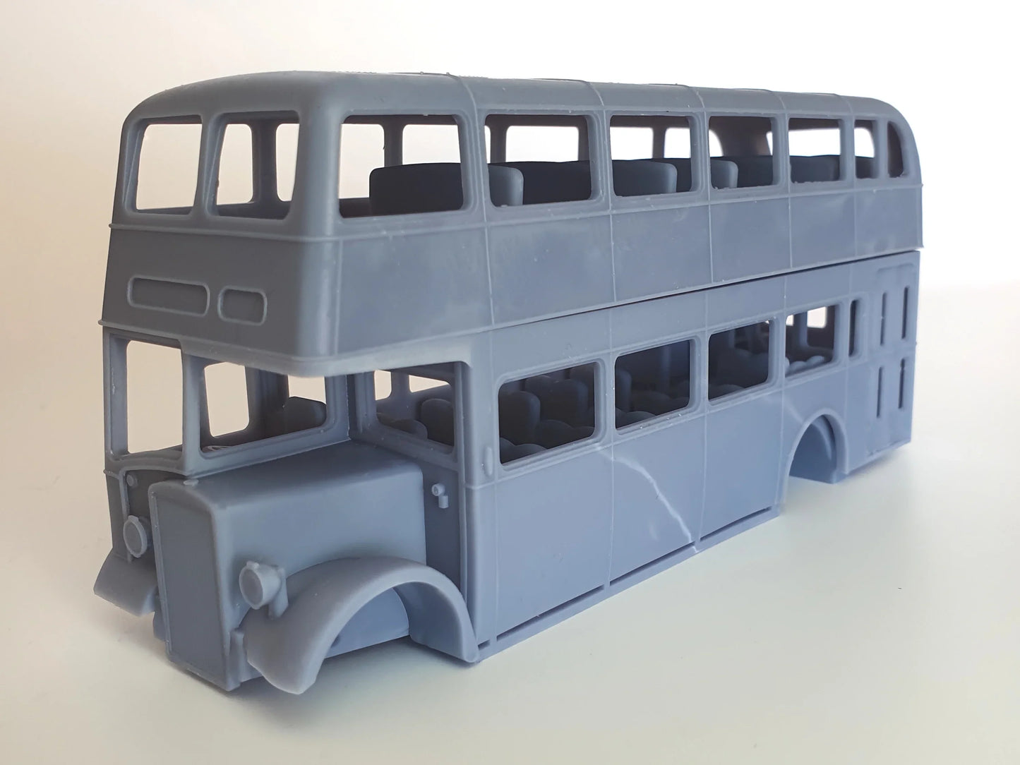 Closed door version of scale model bus kit of 782 a Barton rebodied Leyland Tiger PS1/1 in 1:50 - Three Peaks Models