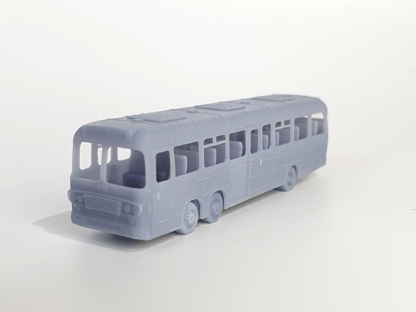N (1:148) scale model of a Barton Transport Bedford VAL Buswith Europa Yeates body and 50 seat coach interior - Three Peaks Model