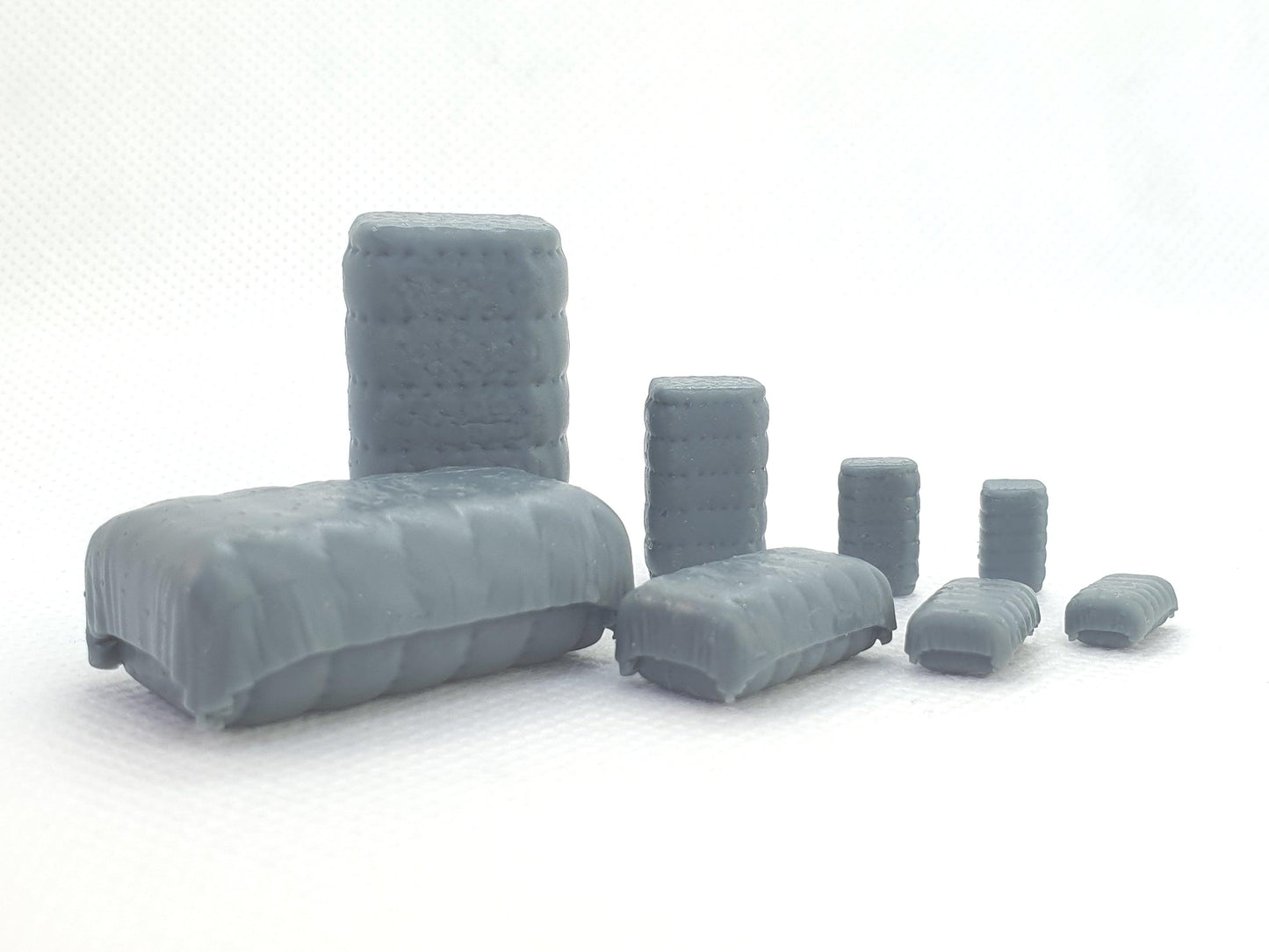 Scale model cotton bales in O, OO, TT and N gauge - Three Peaks Models