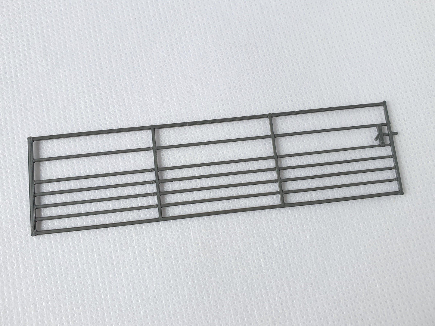 O gauge scale model of 14ft steel bar farm field gate - Three Peaks Models