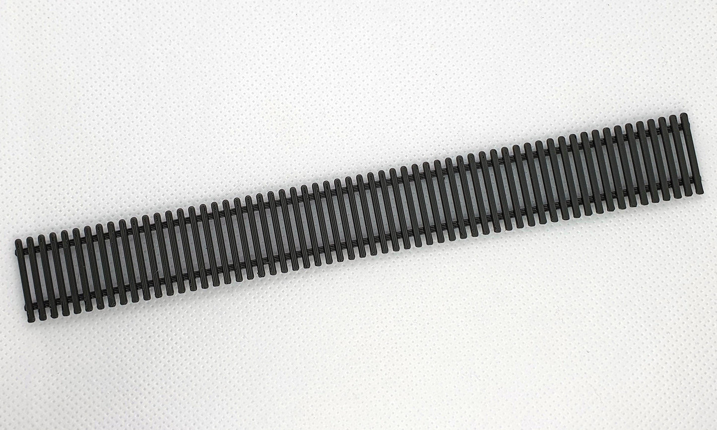 Single O gauge 3ft tall, 24ft long picket fence panel scale model - Three Peaks Models