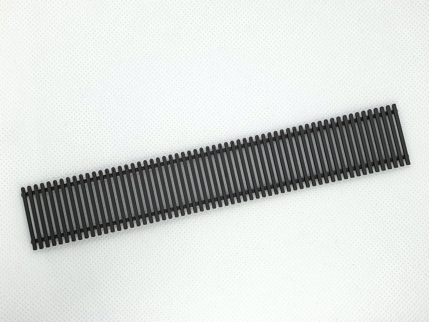Single O gauge 4ft tall, 24ft long picket fence panel scale model - Three Peaks Models