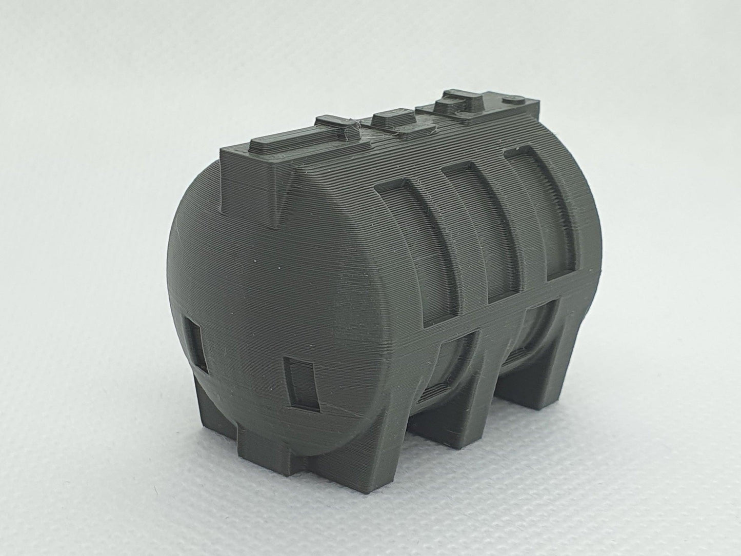 O gauge scale model domestic oil tank - Three Peaks Models