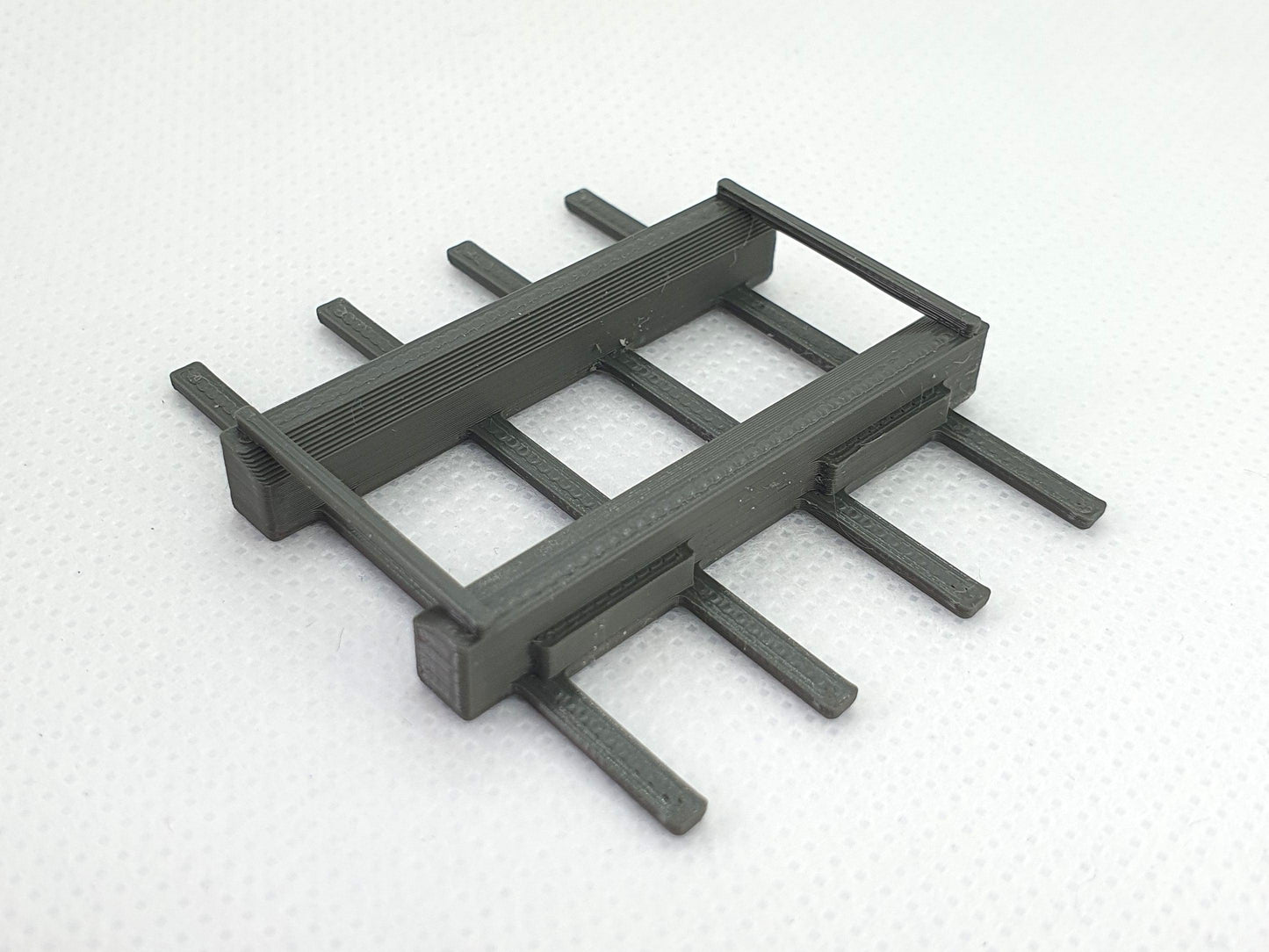 O gauge scale model of steel coil cradle - type 3 - Three Peaks Models