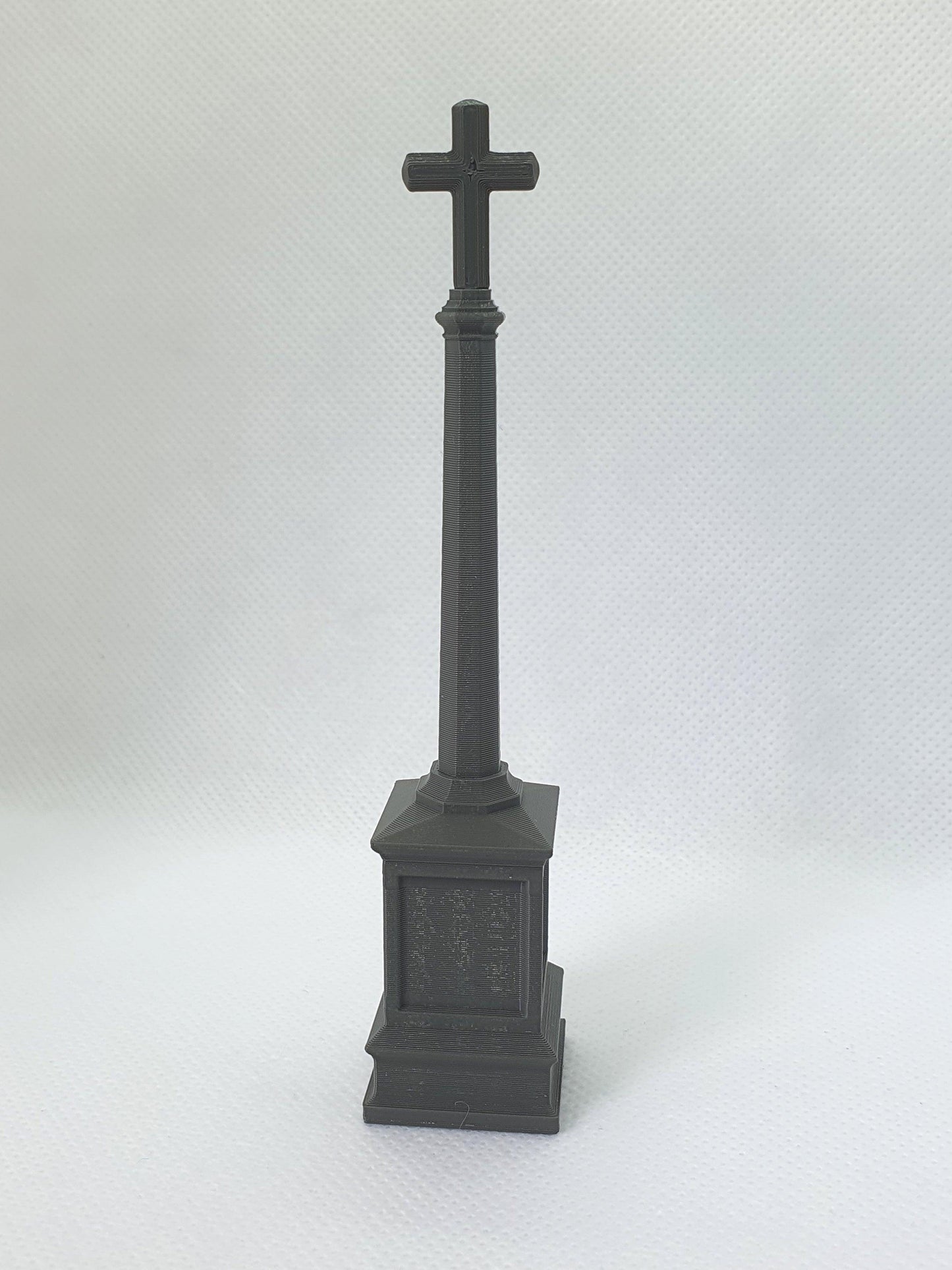 O gauge scale model war memorial - Three Peaks Models