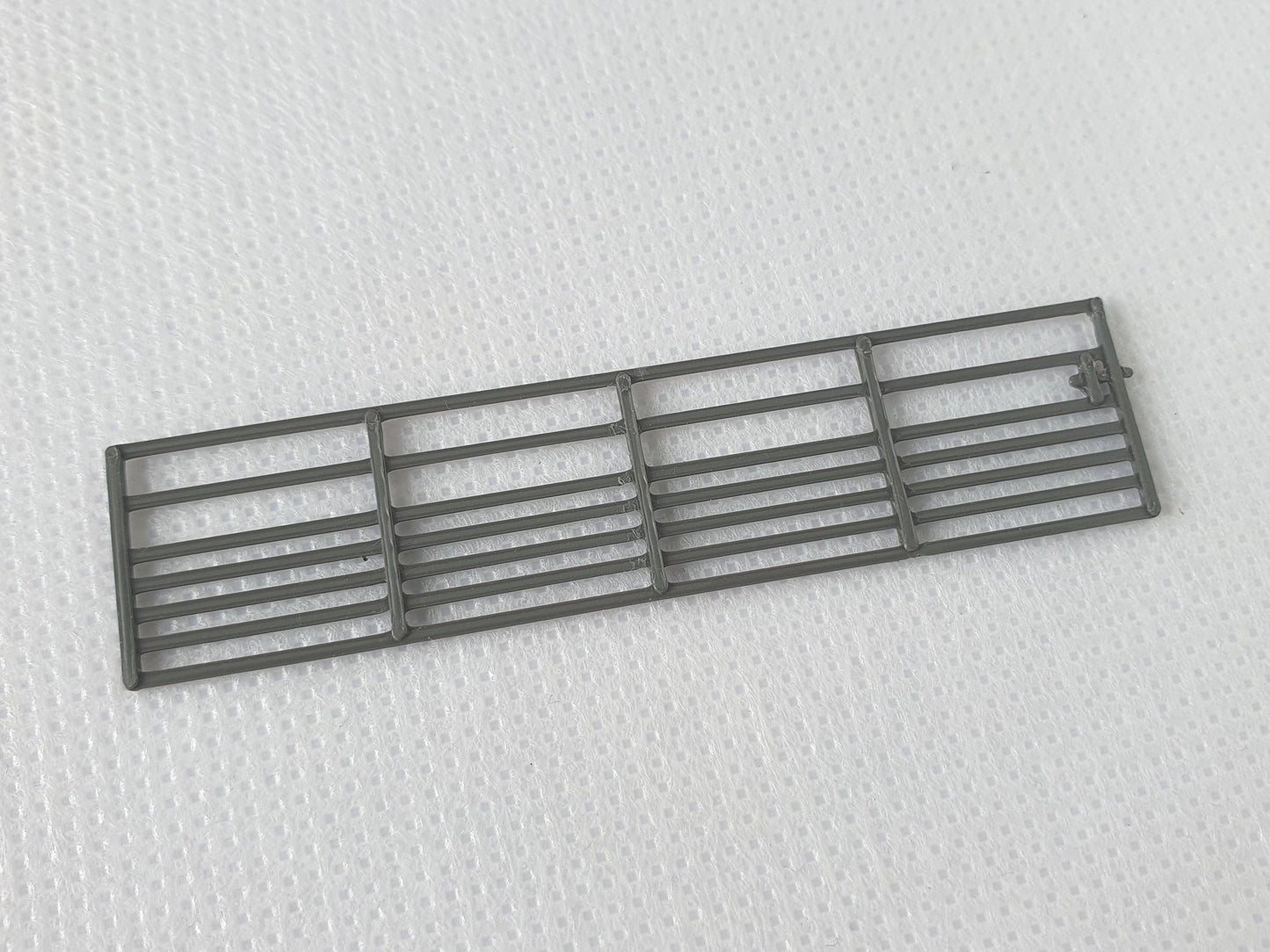 OO gauge scale model of a 16ft steel bar farm field gate - Three Peaks Models