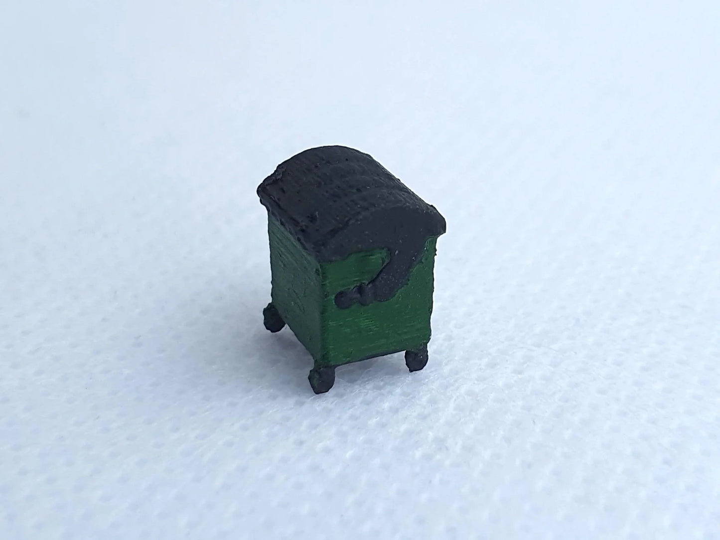 Painted N gauge scale model of a large wheelie bin - Three Peaks Models
