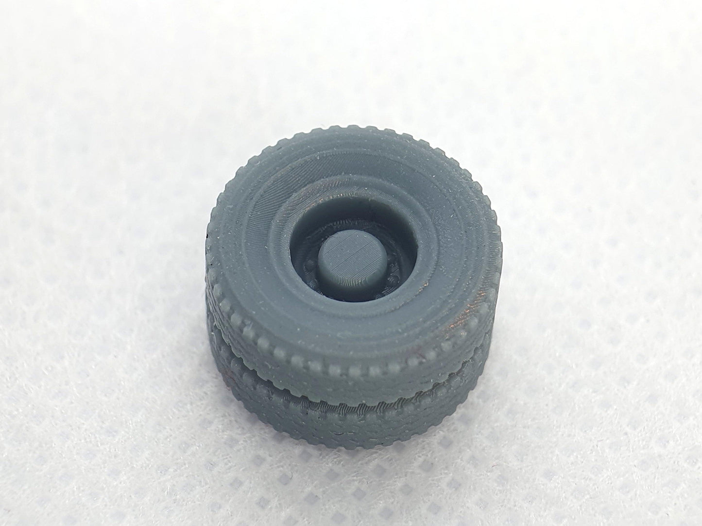 Scale model back wheel for a Leyland Leopard Duple Dominant Bus - Three Peaks Models