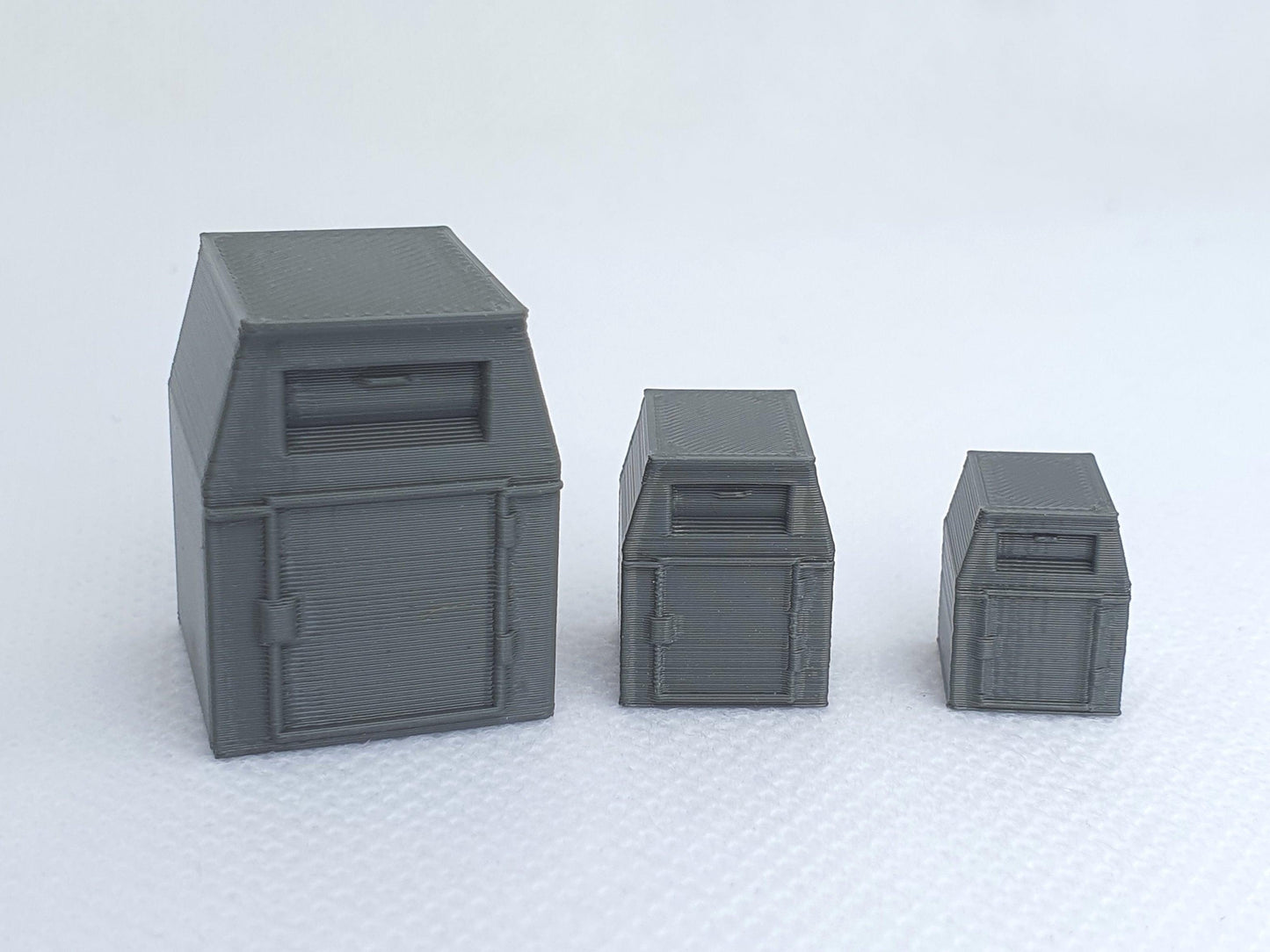 Scale model clothes recycling bins in OO, TT and N gauge - Three Peaks Models