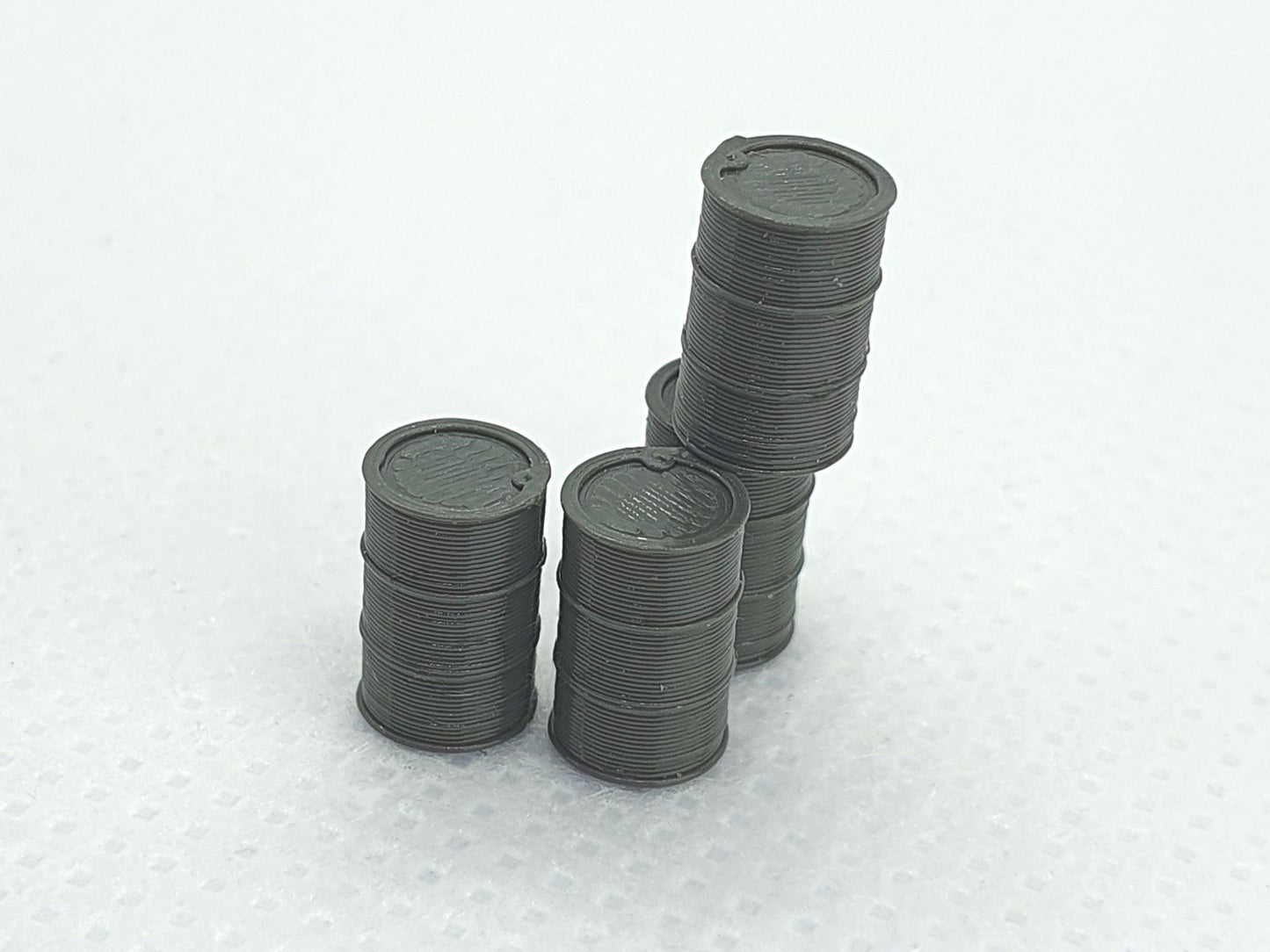 Set of four scale model 45 gallon drums or barrels - TT gauge - Three Peaks Models