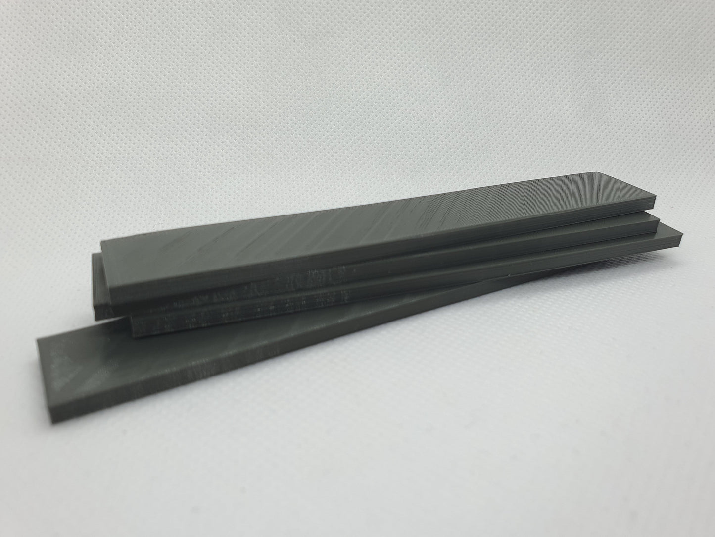 OO gauge unpainted scale models of four 9m steel slabs -Three Peaks Models