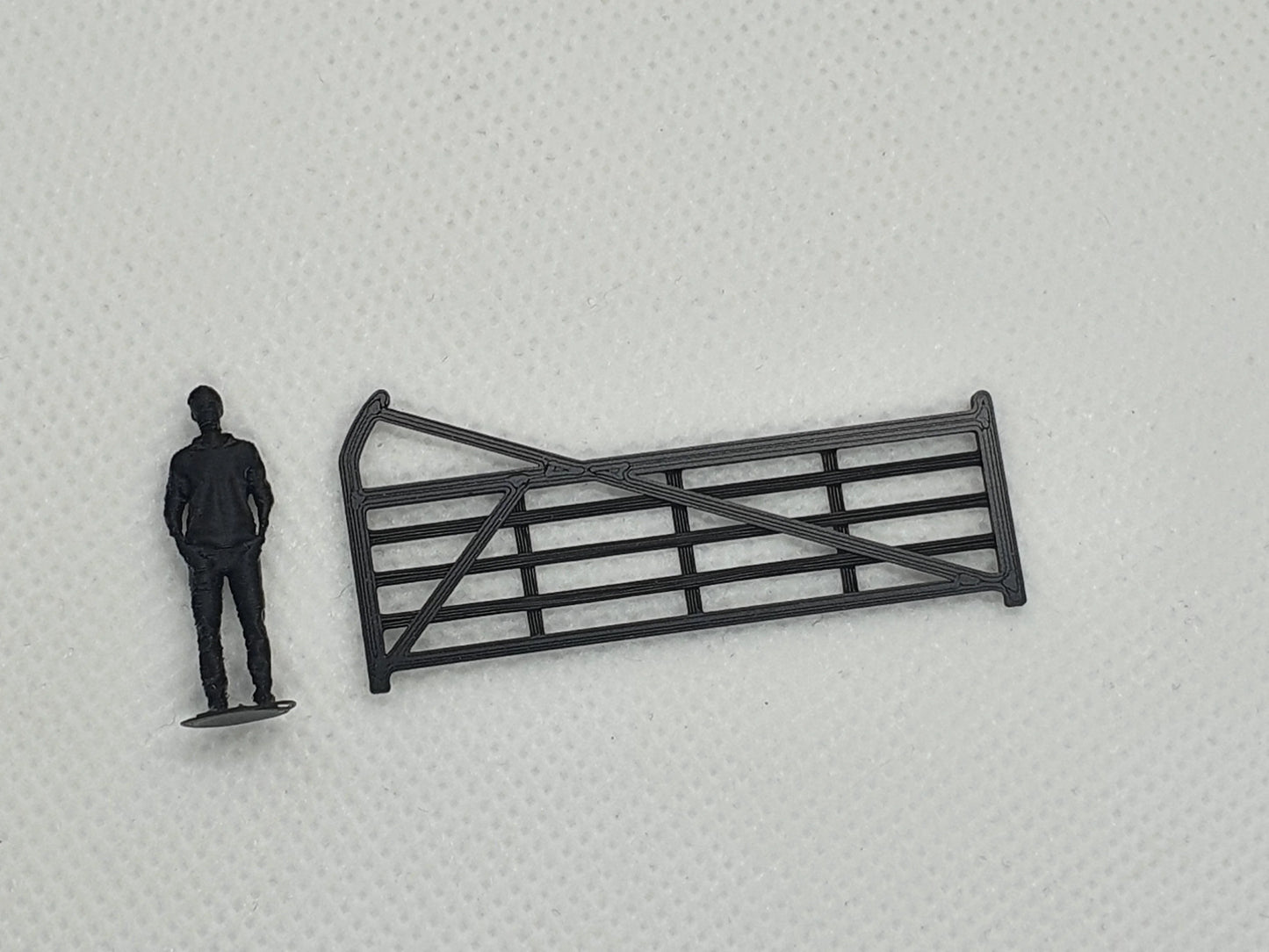 oo gauge yeoman gate scale model - Three Peaks Models