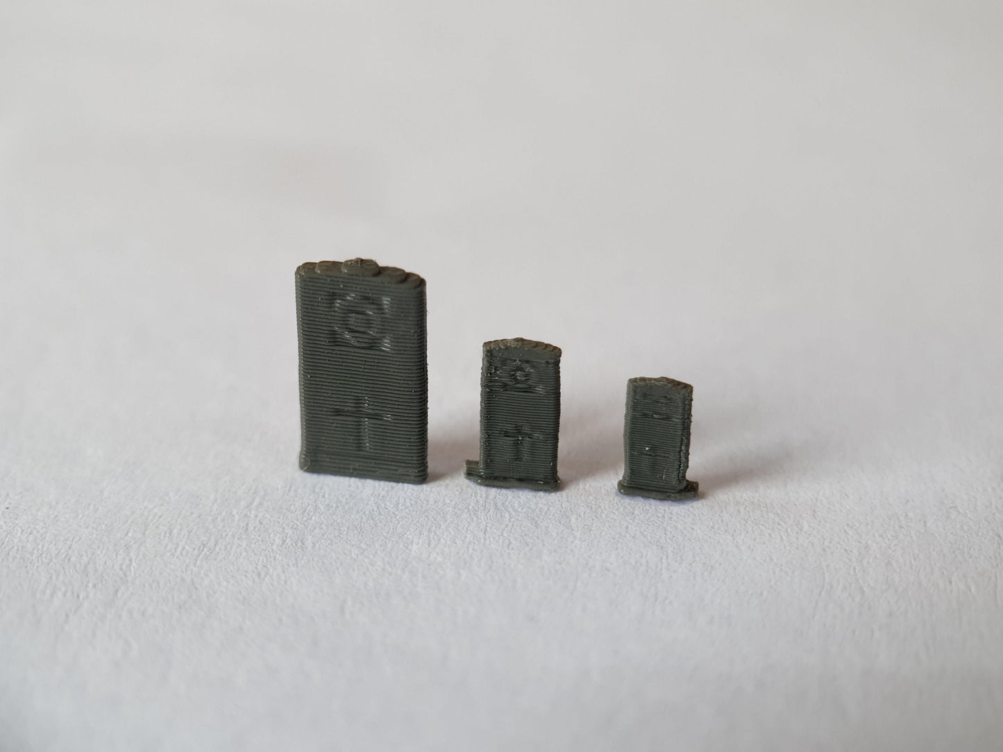 Scale models of war graves - OO, TT and N scale - Three Peaks Models