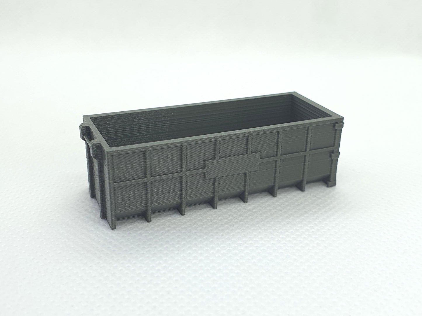 TT:120 gauge scale model 30-yard commercial skip - Three Peaks Models