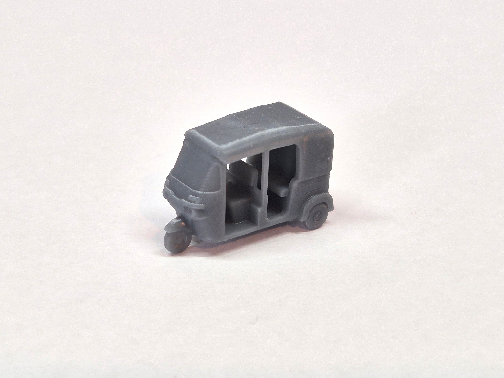 N scale model tuk tuk - Three Peaks Models