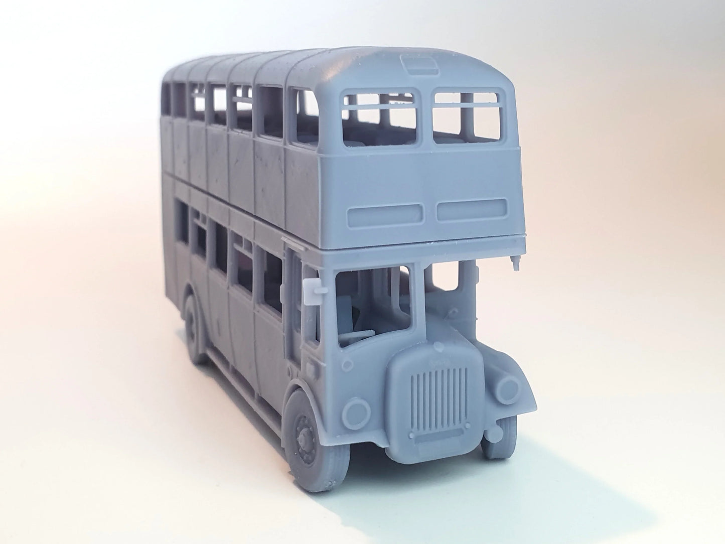 Front  view of scale model Coventry Daimler CVG6 bus with Metro-Cammell body - Three Peaks Models