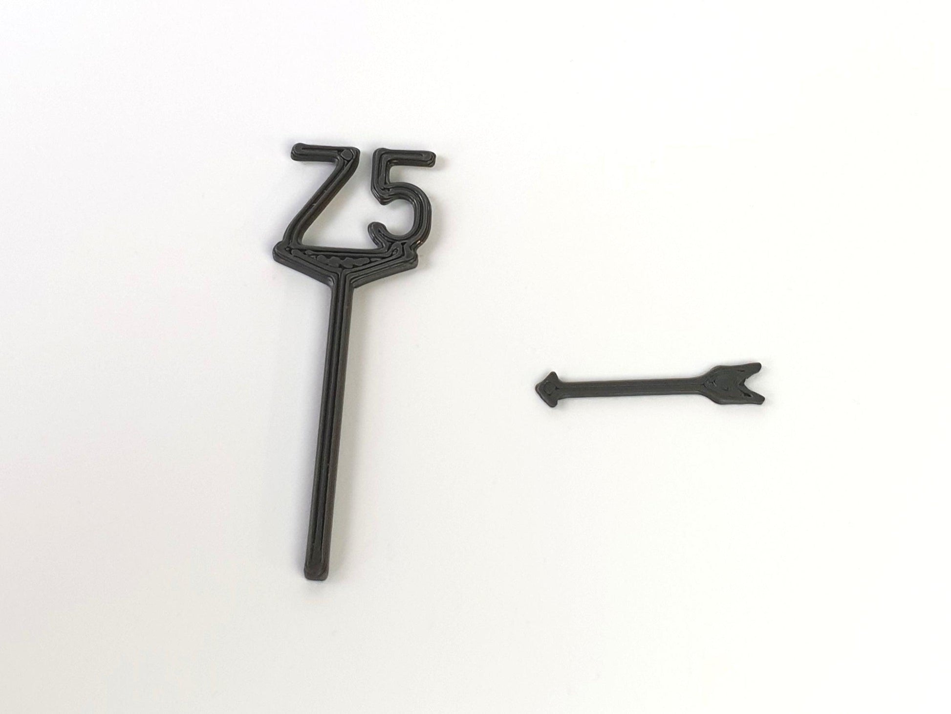 75 mph O gauge scale model BR speed limit sign with separate directional arrow - Three Peaks Models