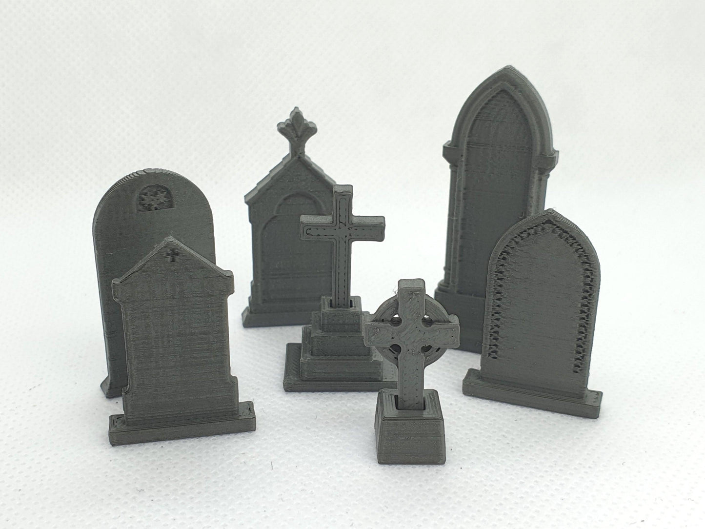 O gauge scale models of old gravestones - Three Peaks Models