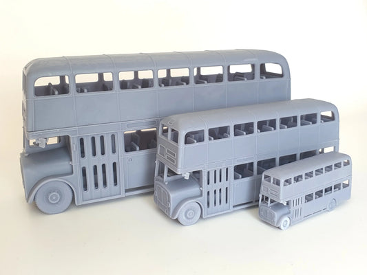 Scale models of a Bradford AEC Regent V bus with Metro-Cammell body - Three Peaks Models