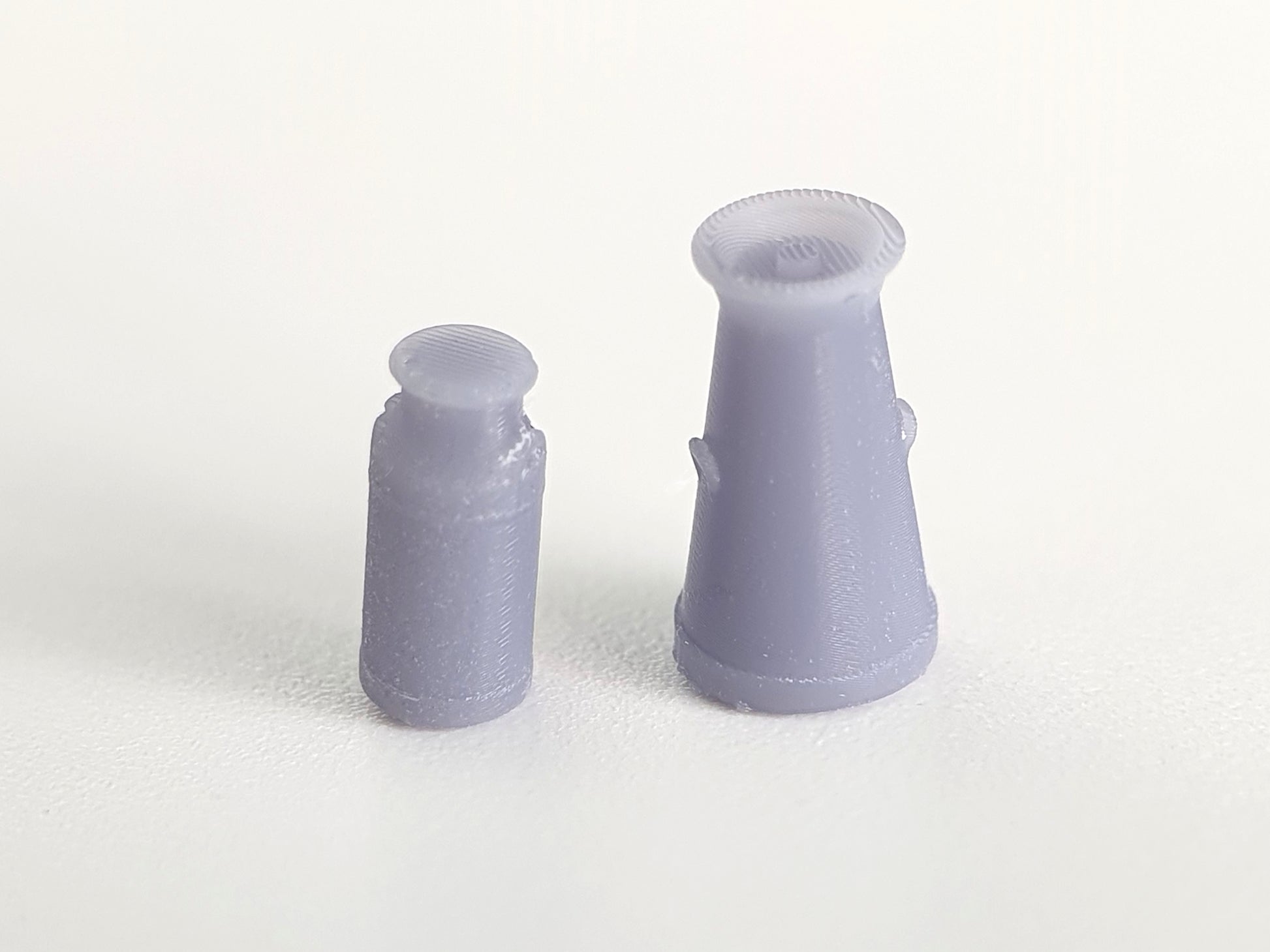 TT120 gauge scale model cylindrical and conical milk churns - Three Peaks Models