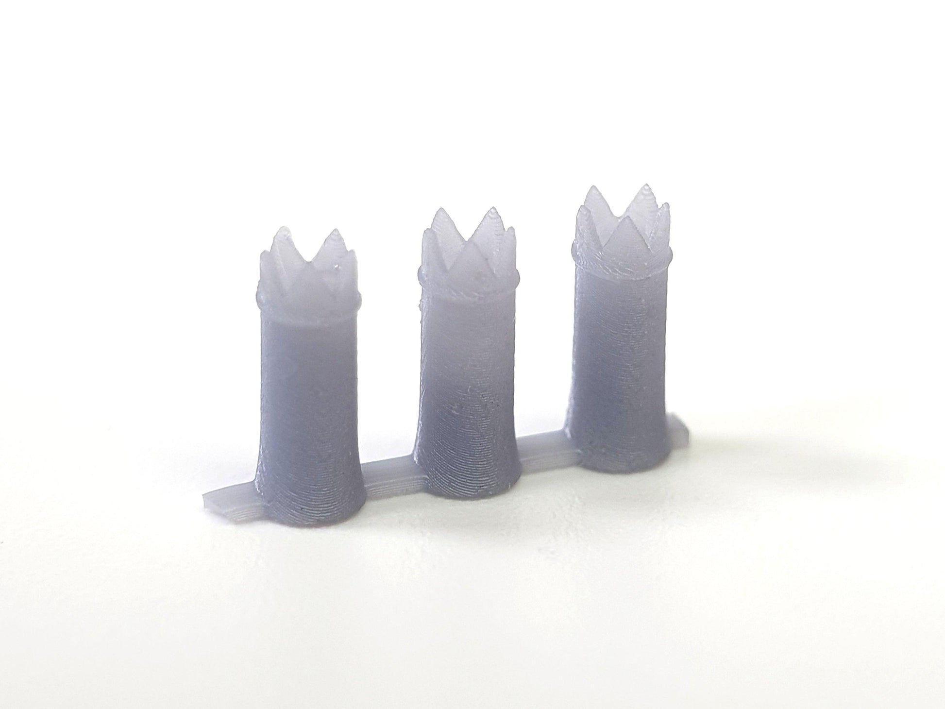 TT 120 scale model round crown chimney pots - Three Peaks Models