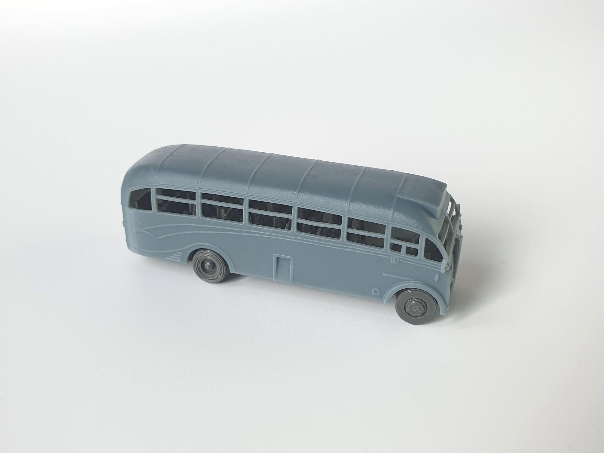 N Gauge scale model Albion Victor bus - Three  Peaks Models