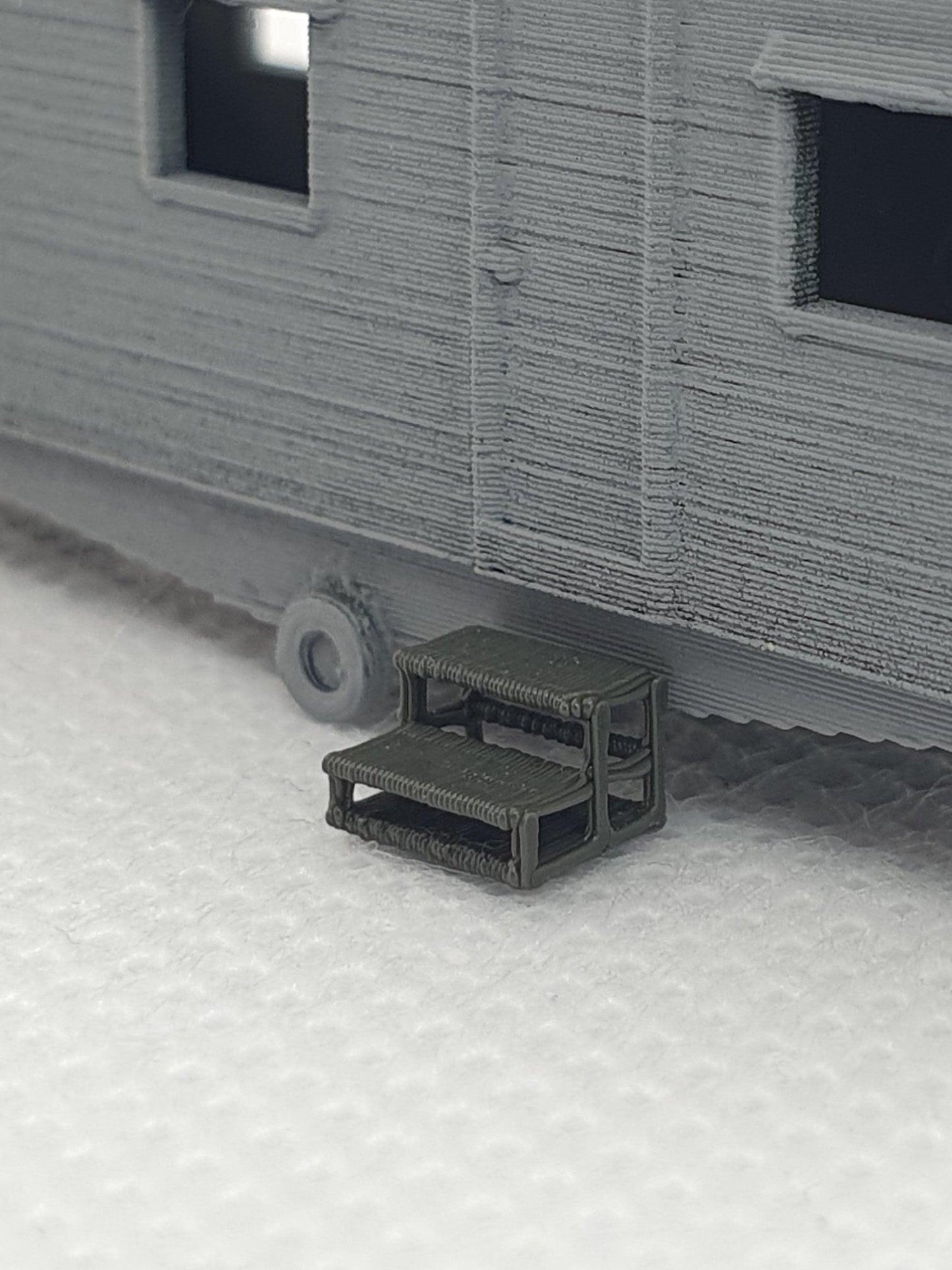 N gauge scale model metal caravan steps - Three Peaks Models