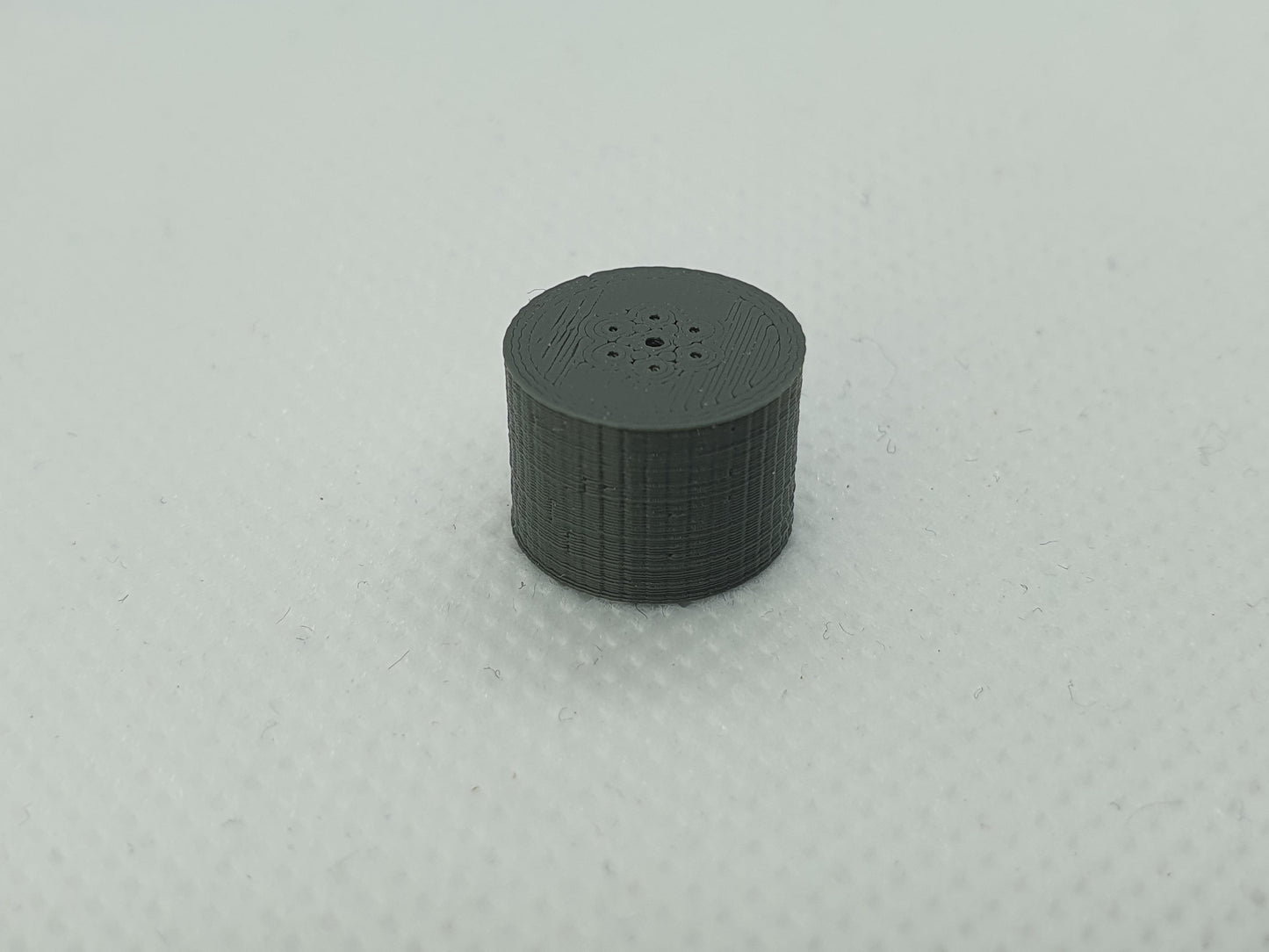 OO gauge scale model of an encased cable drum - Three Peaks Models